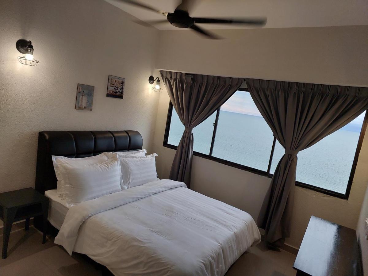 Batu Ferringhi Luxury Seaview Suite - 3Br Chambre photo